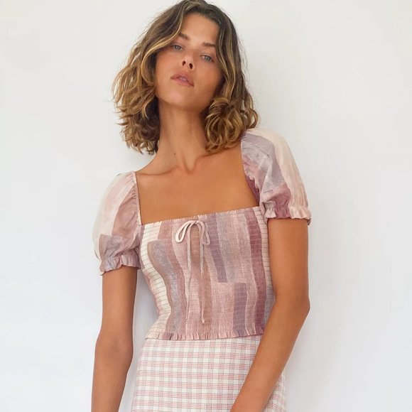 ARITZIA Wilfred Smocked Cropped, Puff-sleeve Ruched Blouse in Pink - Picture 1 of 10